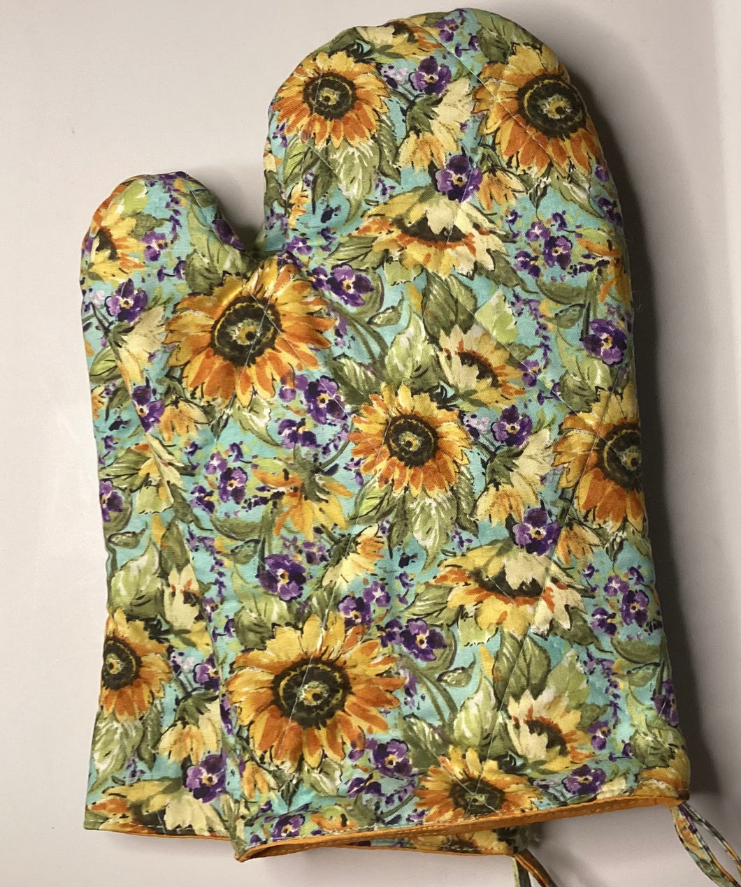 Oven Mitt Set: Flowers