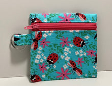 Load image into Gallery viewer, Coin Purse: Ladybugs

